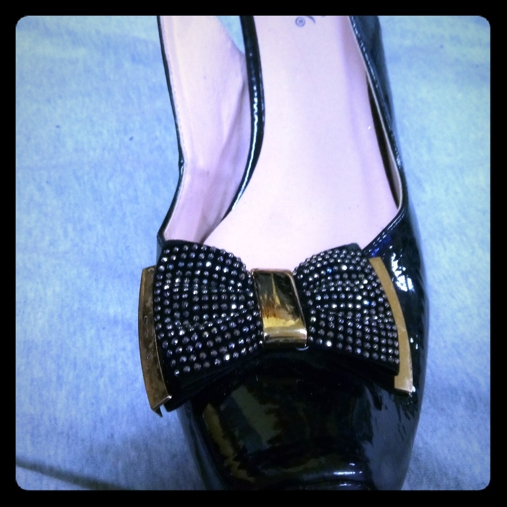 Ladies shoes black